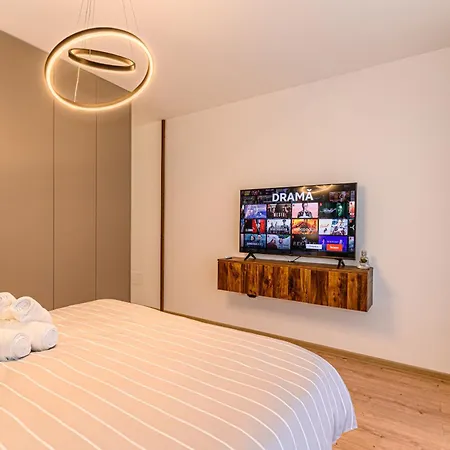 Mohost Blue Moon براشوف