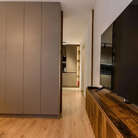 Mohost Blue Moon براشوف