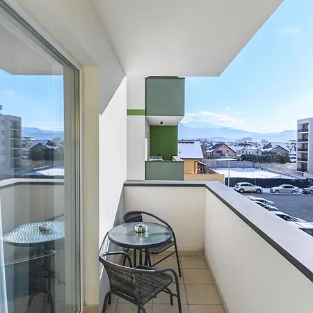 Mohost Blue Moon شقة