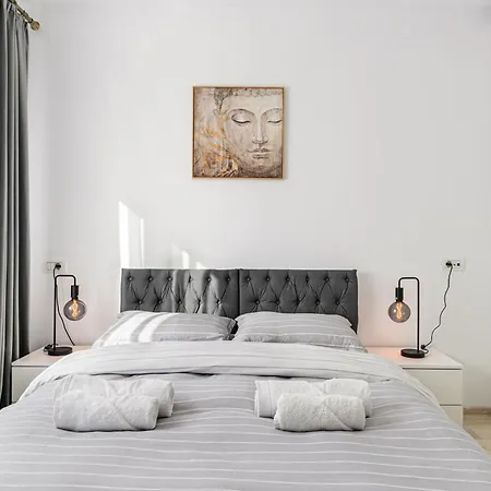 Apartment Blue Moon