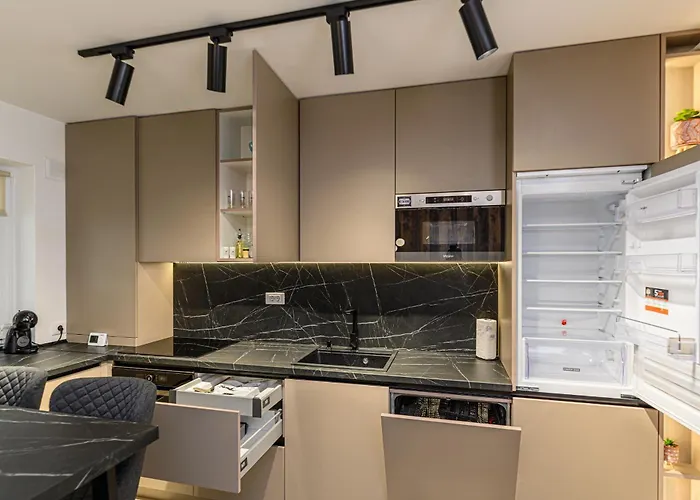 Mohost Blue Moon * Brasov