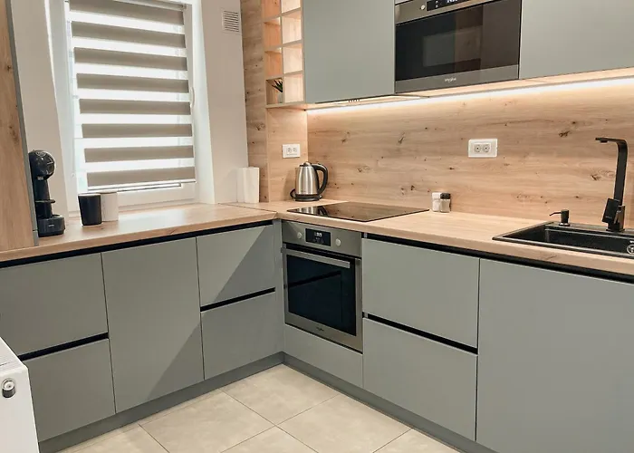 Апартаменти Mohost Blue Moon Брашов