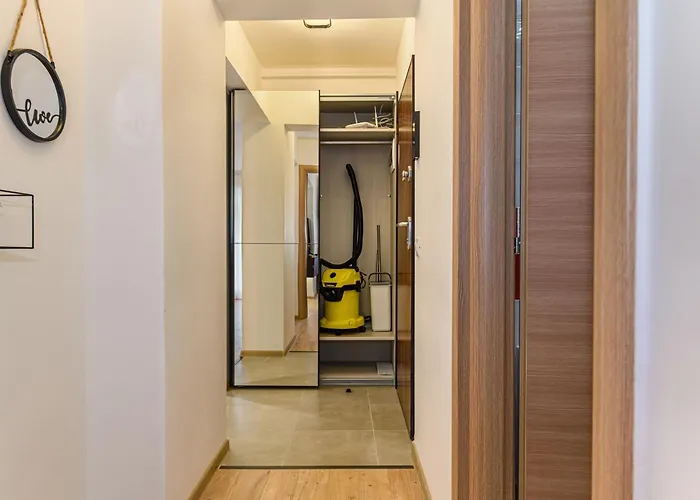 Mohost Blue Moon Apartment