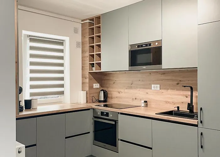 Апартаменти Mohost Blue Moon