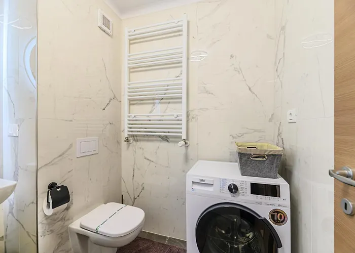 Mohost Blue Moon Apartment *